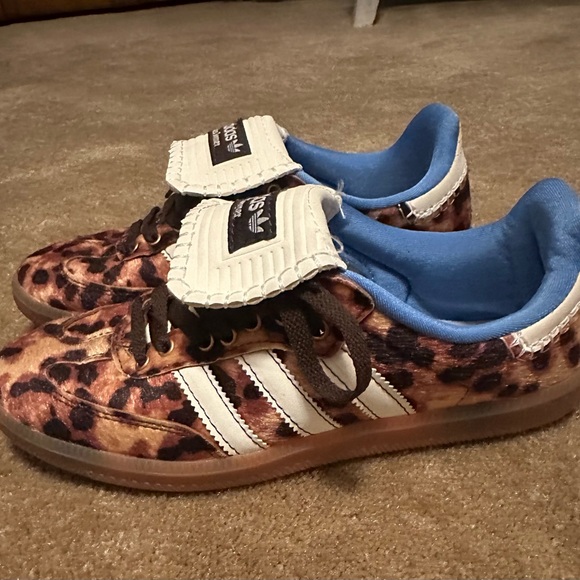 Adidas “Wales Bonner”Cheetah print - Picture 2 of 3